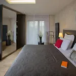 호텔 Le Petit Coq Aux Champs - Teritoria 4*