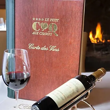 Le Petit Coq Aux Champs - Les Collectionneurs Hotel