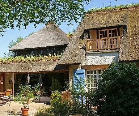 Hotel Le Petit Coq Aux Champs - Teritoria 4*