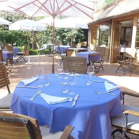 Le Petit Coq Aux Champs - Teritoria Hotel Campigny (Eure)