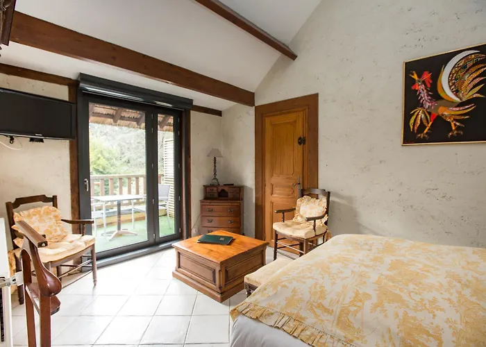 Hotel Le Petit Coq Aux Champs - Teritoria 4*