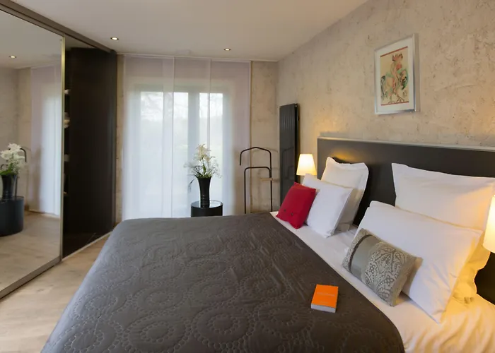 Le Petit Coq Aux Champs - Teritoria Hotel Campigny (Eure)