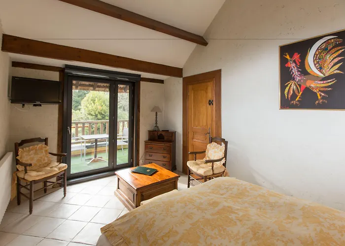 Le Petit Coq Aux Champs - Teritoria Hotel 4*