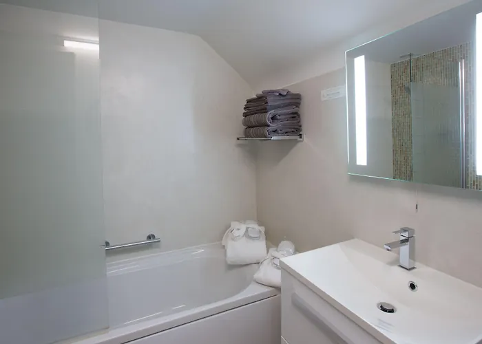 Hotel Le Petit Coq Aux Champs - Teritoria