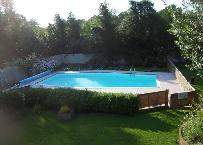 Hotel Le Petit Coq Aux Champs - Teritoria Campigny (Eure)